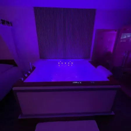La Suite Bali Jacuzzi,Sauna,Netflix,Disney Amiens Exterior photo