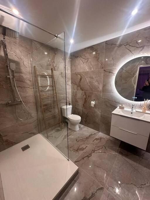 La Bali Jacuzzi,sauna,netflix,disney Apartamento Amiens